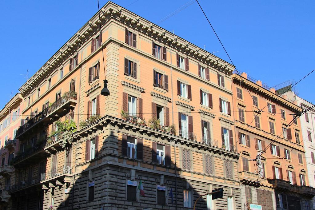 Apartment Da Sabrina Cavour 57 Rom